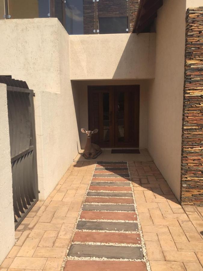 Bluewave Lifestyle Villa Hartbeespoort Exterior foto